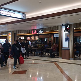 shop & dine